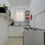 Charming 2br Steps From Marina & Views By 360 Estates