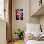 Апартаменты Charming 2br Steps From Marina & Views By 360 Estates