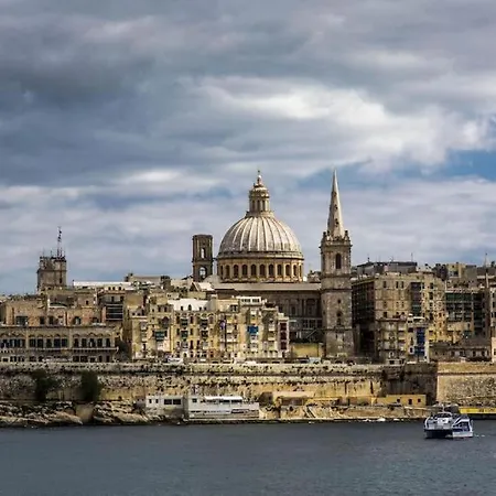 شقة Charming 2br Steps From Marina & Views By 360 Estates Gzira
