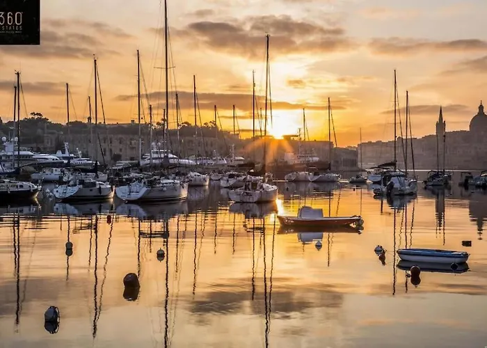 Charming 2br Steps From Marina & Views By 360 Estates *