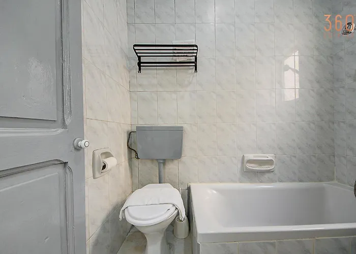 Charming 2br Steps From Marina & Views By 360 Estates